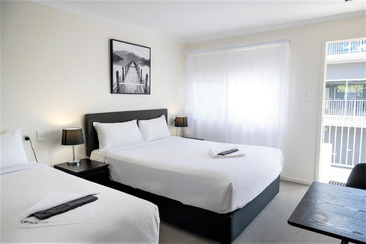 Petrie Mill Motel Екстериор снимка