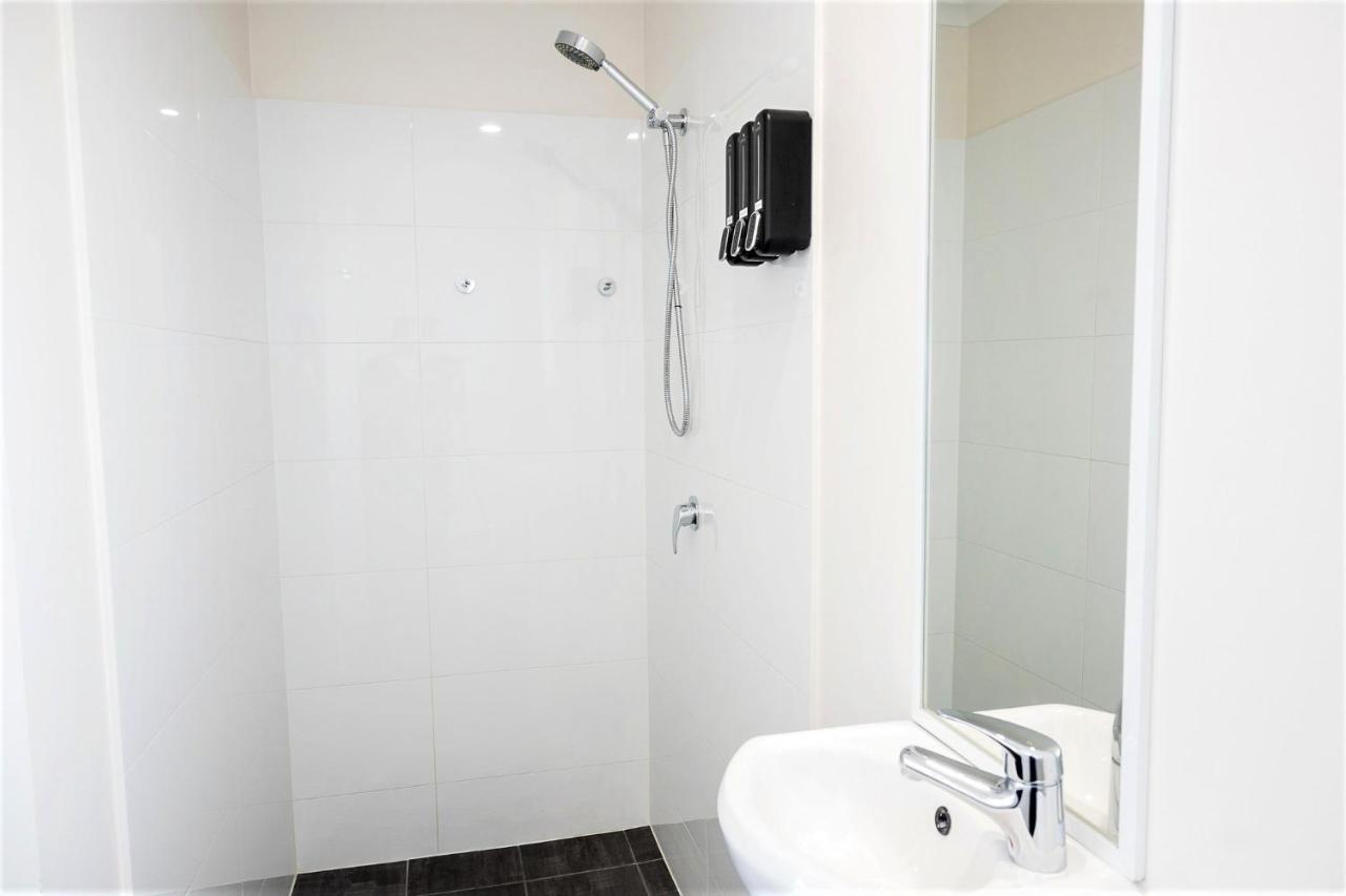 Petrie Mill Motel Екстериор снимка